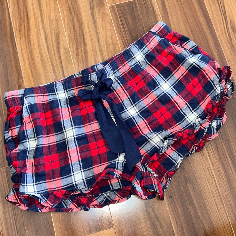 XL Aerie Flannel plaid red blue ruffle shorts
